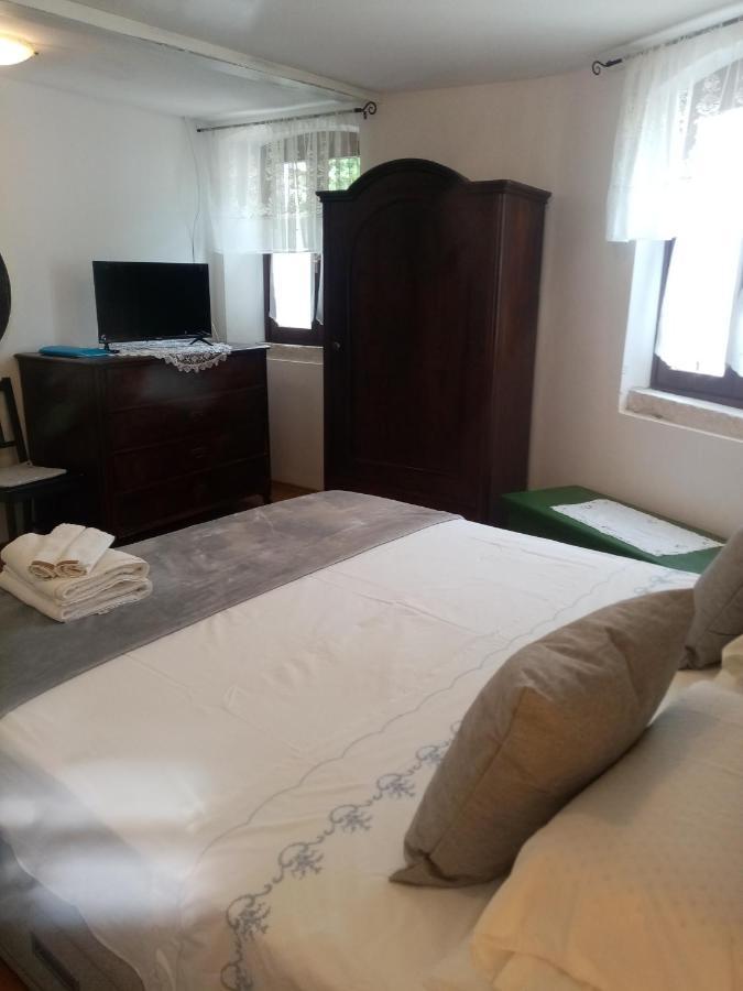 Rooms Serafin Motovun Eksteriør bilde