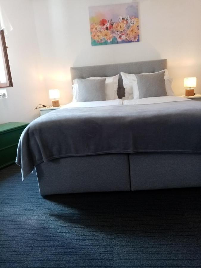 Rooms Serafin Motovun Eksteriør bilde